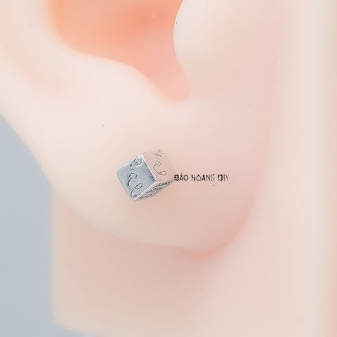 Bông Tai Bạc Nữ S925 Kiểu Nụ Hình Hộp Chữ LOVE Nhỏ Xinh  H2410220078