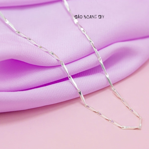 Dây Chuyền Bạc Nữ Sợi Nhỏ Đặc Trơn Dài Kiểu Chéo D2411160007