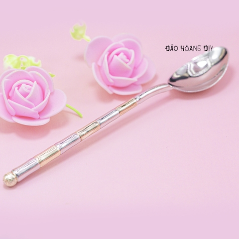 Thìa Bạc Nguyên Chất S999 Cán Kiểu Thân Tre P2412180010