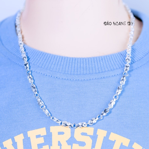 Dây Chuyền Bạc Cho Bé Ống Dẹt Kiểu Hoa Văn Xinh Xắn D2411120025