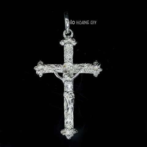 Mặt Dây Chuyền Bạc Nam Thánh Giá Có Tượng Chúa Giêsu Size To M2412130003