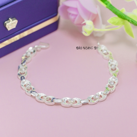 Lắc Tay Bạc Nữ Hình Số 8 Đính Đá Trắng Nhỏ L2410080032