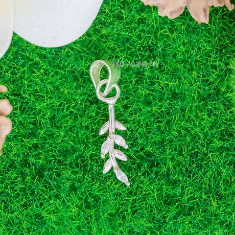 Mặt Dây Chuyền Bạc Nữ Hình Cành Lá Nhỏ Xinh M2412170095