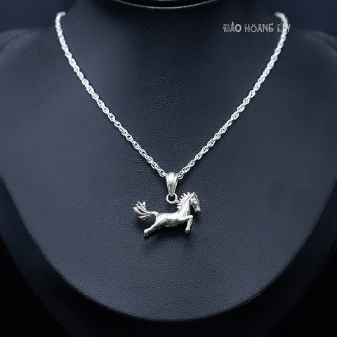 Mặt Dây Chuyền Bạc Cho Bé Hình Con Ngựa Đang Phi Nước Đại M2409270033