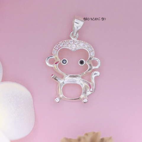 Mặt Dây Chuyền Bạc Trẻ Em S925 Hình Con Khỉ Đáng Yêu Trơn Ít Đá M2409260054