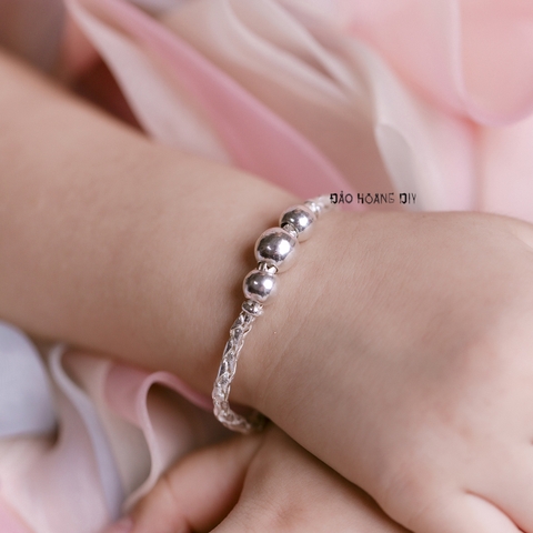 Lắc Tay Bạc Trẻ Em Kiểu Dây Dừa Hình Tròn Bền Đẹp Chắc Chắn L2410150081