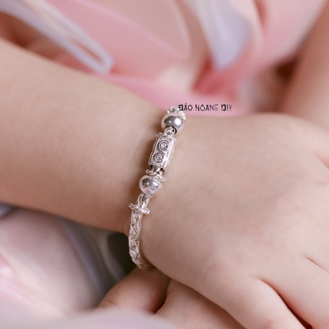 Lắc Tay Bạc Trẻ Em Kiểu Dây Dừa Hình Hộp Bền Đẹp Chắc Chắn L2410150080