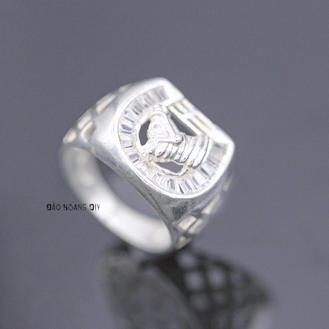 Nhẫn Bạc Nam Trơn Ít Đá N2408200025