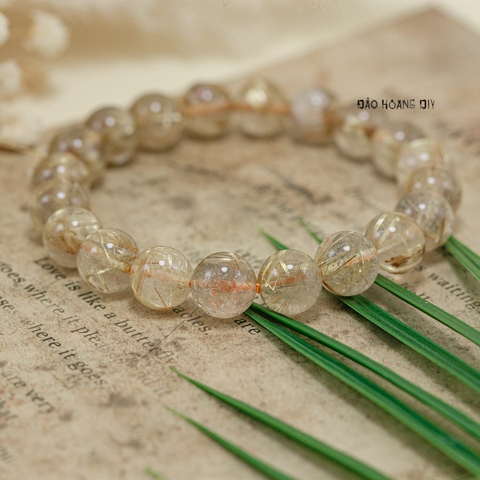 Vòng Đá Thạch Anh Tóc Vàng 11 Ly V2411060014