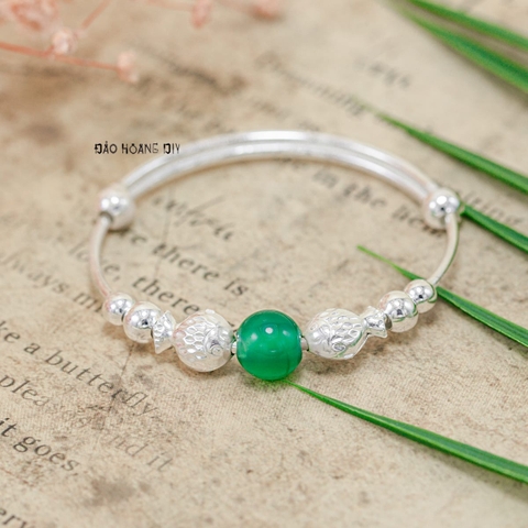 Vòng tay trẻ em charm cá và cầu bạc kết hợp charm cầu xanh V2409110021