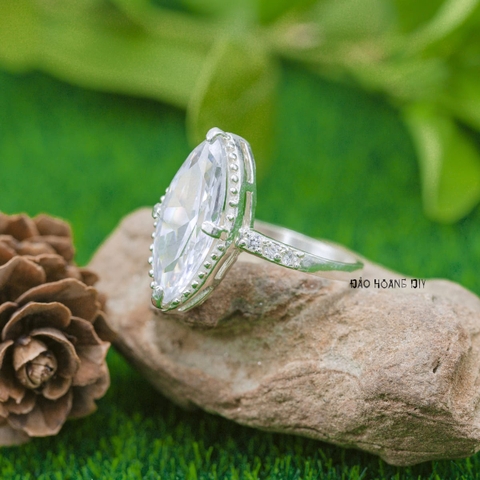 Nhẫn Bạc Nữ Phong Thủy Đá Trắng N2409060018