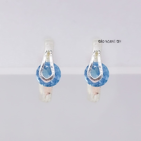 Bông Tai Bạc Cho Bé Khong Tròn Đá Xanh Dương Nổi Bật H2410280018