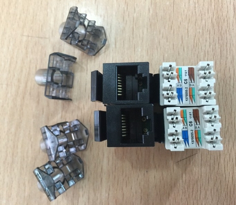 Nhân Mạng AMP TE CONNECTIVITY 1375055-2 CAT6 JACK SL SERIES-BLACK