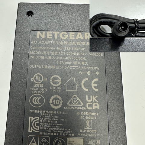 Adapter 54V 3.7A 199.8W NETGEAR OEM Thay Thế FSP FSP180-AWAN3 54V 3.34A 180W Connector Tip Size 6.5mm x 4.4mm For Thiết Bị Hội Nghị Polycom G7500 4K Ultra-HD Video Conferencing System