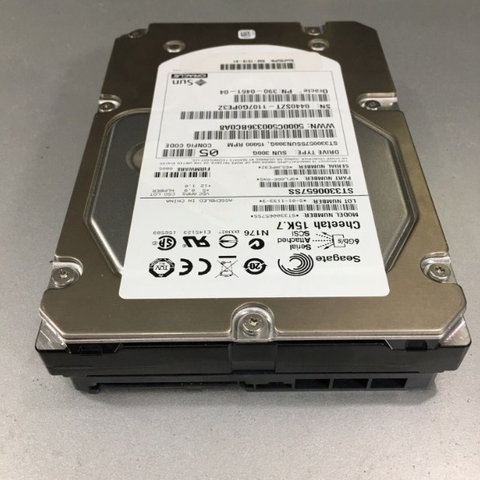 Ổ Cứng Máy Chủ Seagate ST3300657SS 300GB 3.5-inch 15000 RPM SAS Hard Drive Cheetah 15K.7