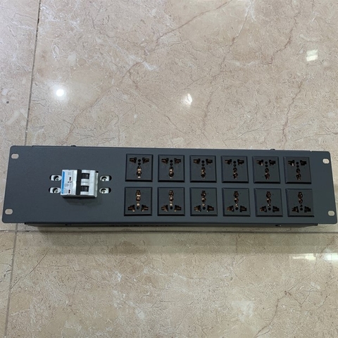 Thanh Nguồn PDU Rack Mount 19 inch 2U Universal 12 Way UK Outlet Có Cầu Dao Aptomat Tự Động MCB TECS Công Suất Max 20A