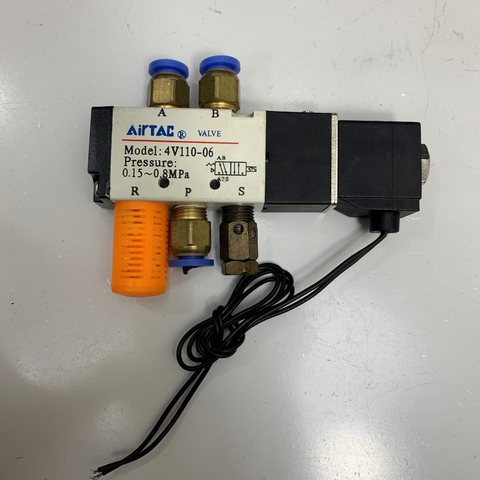 Van Điện Từ Khí Nén AIRTAC 4V110-06 Hàng Original Theo Thiết Bị Đã Qua Sử Dụng in Taiwan