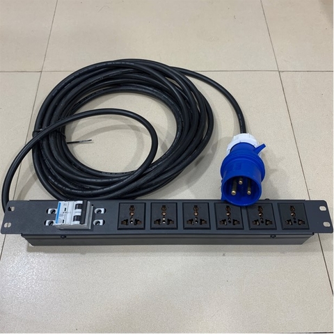 Thanh Phân Phối Nguồn Điện PDU Rack Universal 6 Way UK Outlet Có MCB Công Suất Max 20A to IP44 Commando Male 32A 250V Plug Power Cord 3x2.5mm² Length 10M