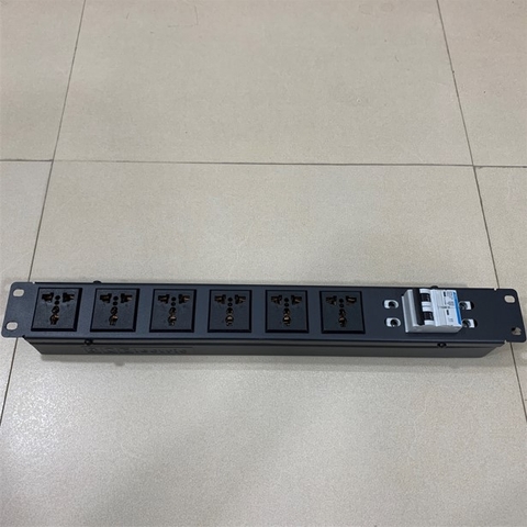 Thanh Nguồn PDU Rack Mount 19 inch 1U Universal 6 Way UK Outlet Có Cầu Dao Aptomat Tự Động MCB TECS Công Suất Max 20A