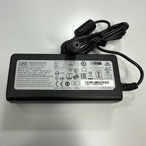 Adapter 19V 3.42A 60W APD DA-65C19 IEC C6 Plug Connector Tip Size 5.5mm x 2.1mm