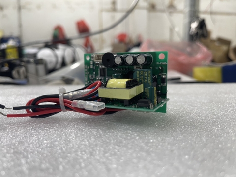 Điều khiển nhiệt độ XH-W1308X có cấp nguồn 12Volt