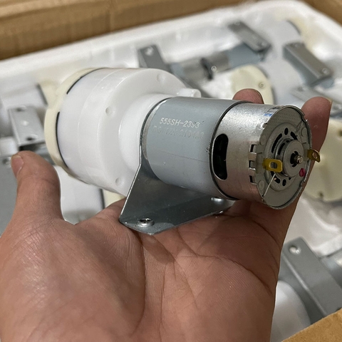 Bơm hút chân không lắp máy tách kính 12Volt