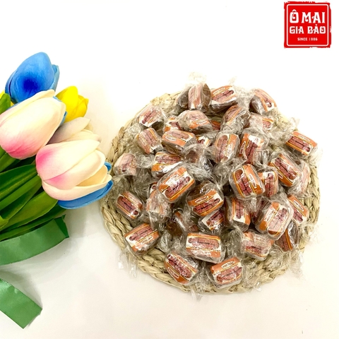 Me sấy thái chua ngọt