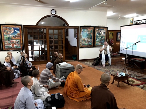 Ấn Độ: Tăng Ni nghiên cứu sinh VN thảo luận về triển vọng, thách thức của AI trong học thuật