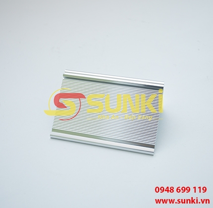 Menu hợp kim nhôm để bàn trắng