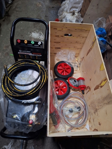 Máy Rửa Xe Cao Áp Lutian 2600psi 3,7kw & 4kw
