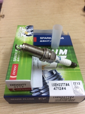 Bugi Iridium cao cấp IXEH22TT