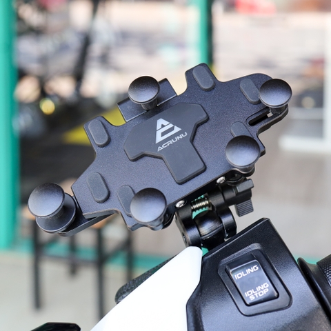 Giá Đỡ Điện Thoại Xe Máy Hợp Kim Nhôm Khung Điều Hướng 360 Chống Sốc Freeship