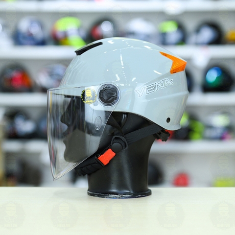 Mũ 1/2 Yema Có Kính Chắn FREESIZE - Xám Bóng