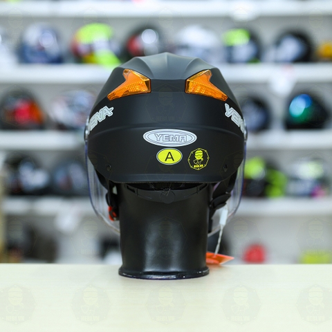 Mũ 1/2 Yema Có Kính Chắn FREESIZE - Đen Mờ