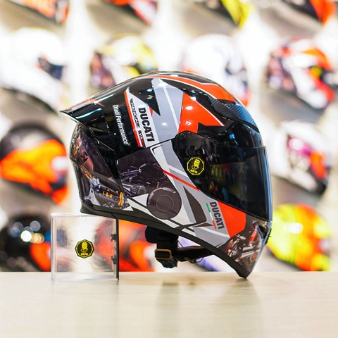 Mũ Royal M138b Đen Bóng + Tặng Dán Tem Decal Ducati V2 FREESHIP