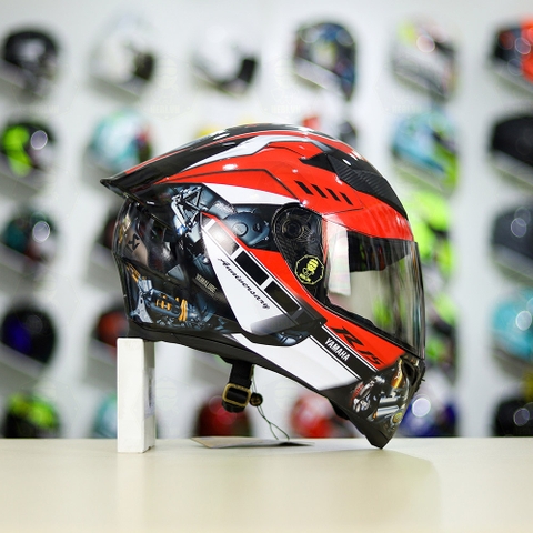 Mũ Royal M138b Đen Bóng + Tặng Dán Tem Decal Yamaha R15 Đỏ FREESHIP