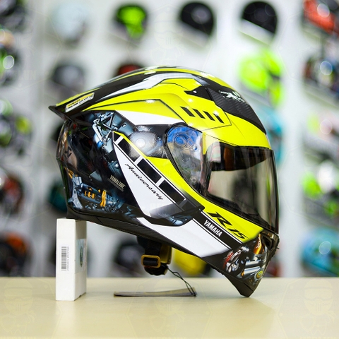 Mũ Royal M138b Đen Bóng + Tặng Dán Tem Decal Yamaha R15 Vàng FREESHIP