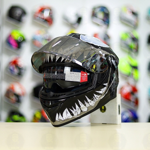 Mũ EGO E81 Đen Bóng + Dán Tem Decal Venom Xám FREESHIP