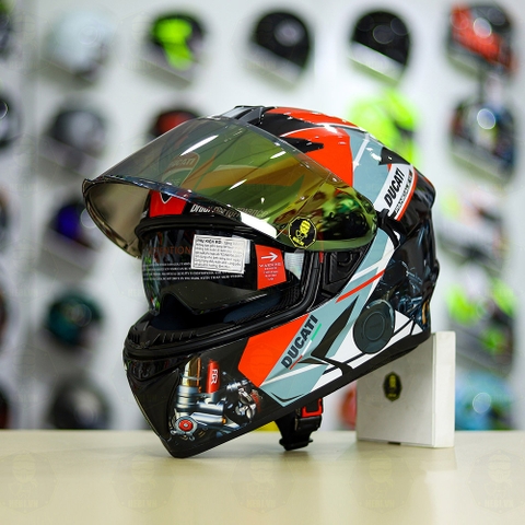 Mũ EGO E81 Đen Bóng + Dán Tem Decal DUCATI V2 FREESHIP