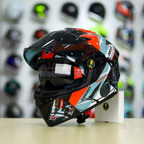 Mũ EGO E81 Đen Bóng + Dán Tem Decal DUCATI V2 FREESHIP