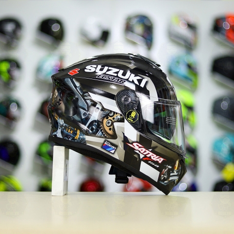 Mũ Fullface EGO E81 Đen Bóng + Dán Tem Decal Suzuki SATRIA Xám FREESHIP