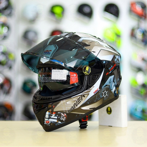 Mũ EGO E81 Đen Bóng + Dán Tem Decal Winner X Xám FREESHIP