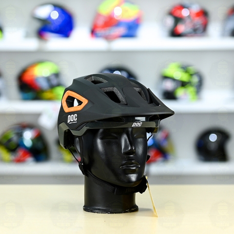 Nón POC P18 2022 FREESHIP - Đen Cam Nhám