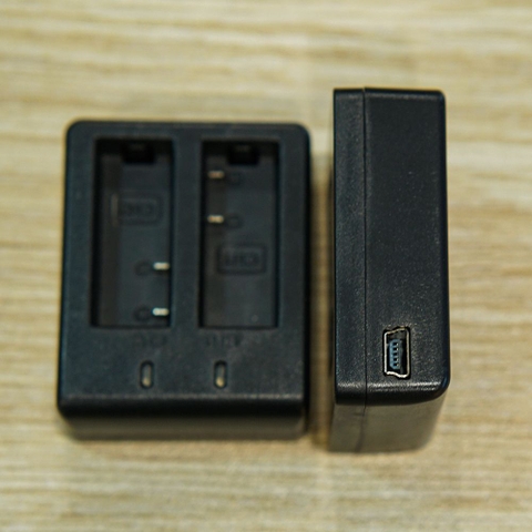 Đế Sạc Pin Đôi Cho Camera Hành Trình