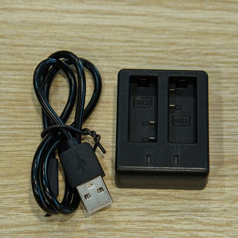 Đế Sạc Pin Đôi Cho Camera Hành Trình