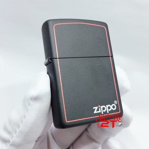 Zippo Red Black 218ZB Chính Hãng - Zippo sơn tỉnh điện đen viền đỏ chính hãng Mỹ