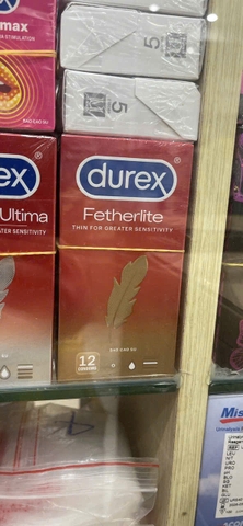 BCS Durex fetherlite (hộp 12 cái)