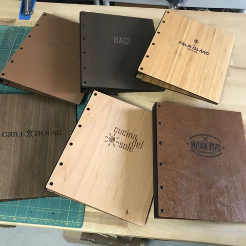 Bìa menu gỗ A4: Kích thước chuẩn, phù hợp mọi không gian