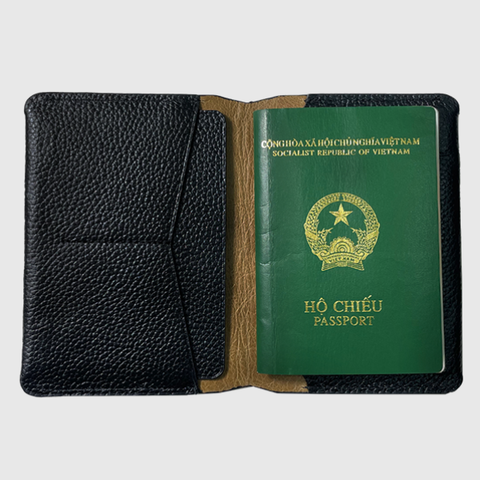 Bao da bò thật Passport cao cấp có nam châm Intrepid HAVIAS