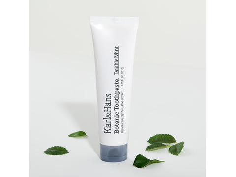 Kem đánh răng thực vật Karl&Hans Jasmine – Hơi thở thơm mát, nướu khỏe mạnh mỗi ngày